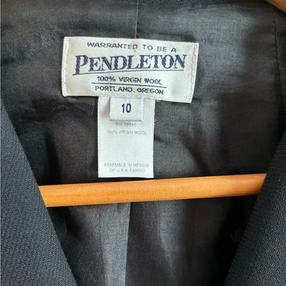 Pendleton Size 10 Black Virgin Wool Blazer - Picture 2 of 4